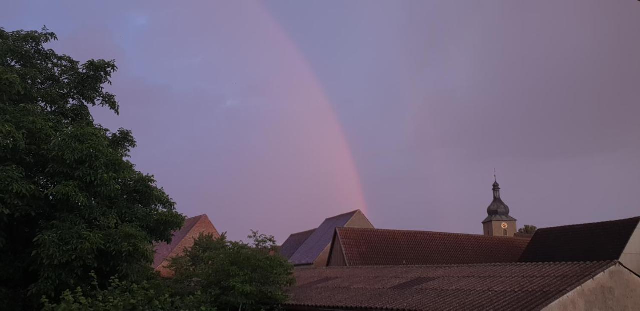 Frisch Renoviert Mit Dachterrasse - Geniesse Ruhe Und Grun Nahe Neustadt Aisch Neustadt an der Aisch Buitenkant foto