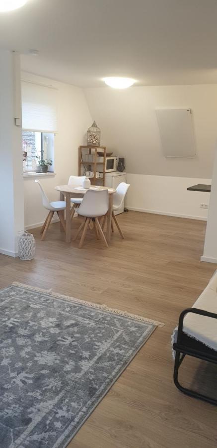 Frisch Renoviert Mit Dachterrasse - Geniesse Ruhe Und Grun Nahe Neustadt Aisch Neustadt an der Aisch Buitenkant foto